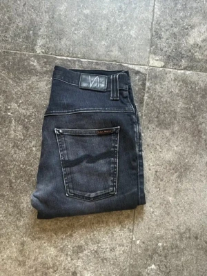Svarta Nudies - Fet wash. W31, L32