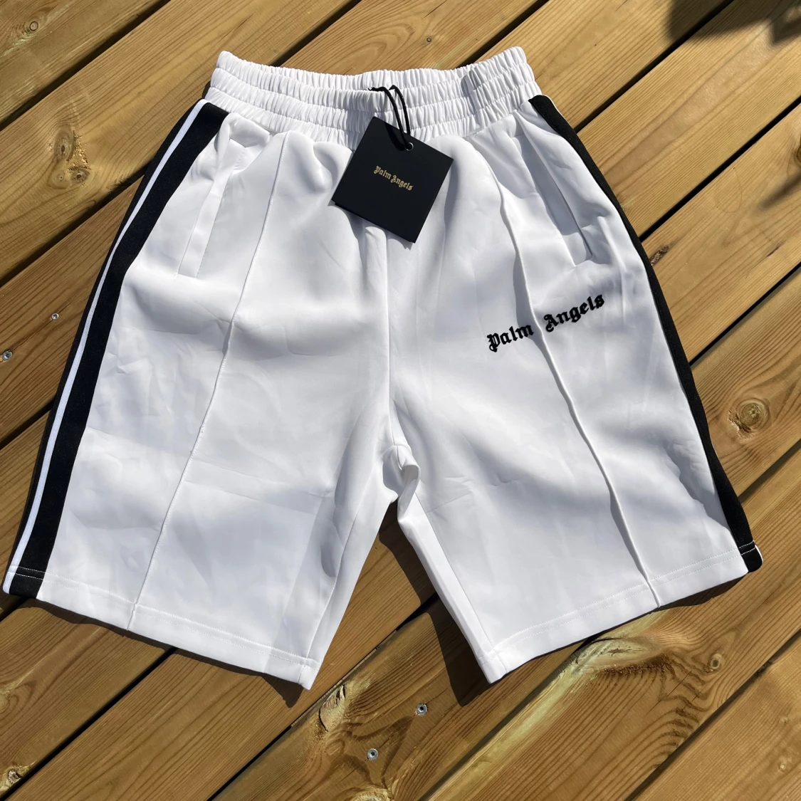 Palm Angels vita shorts med svarta ränder