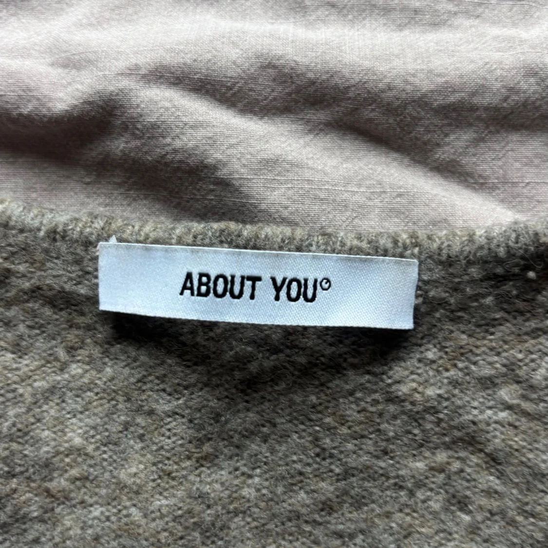 Beige omlottkofta från About You - 2