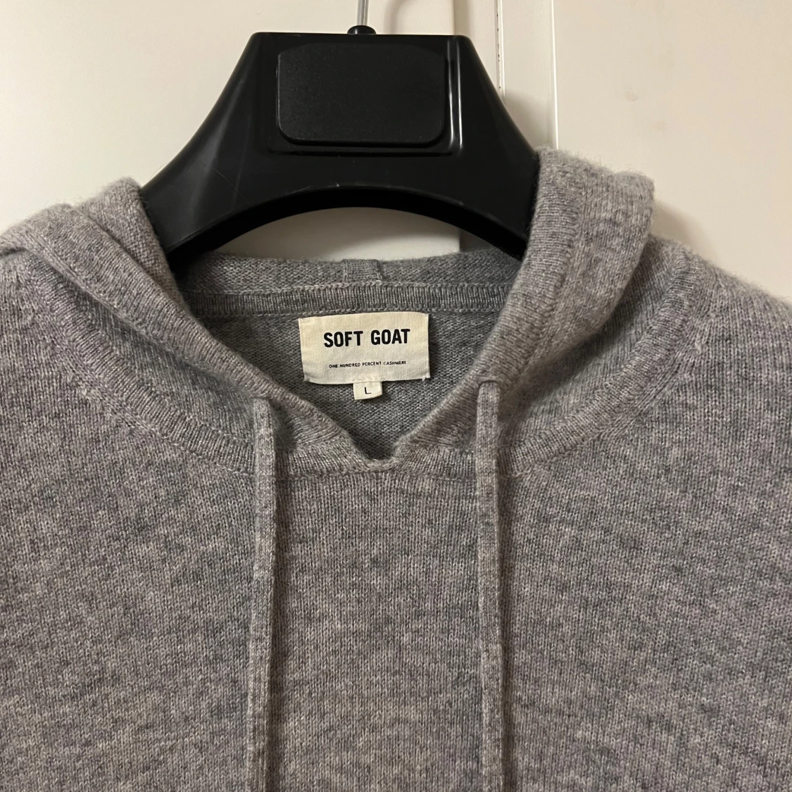 Soft goat hoodie - 1