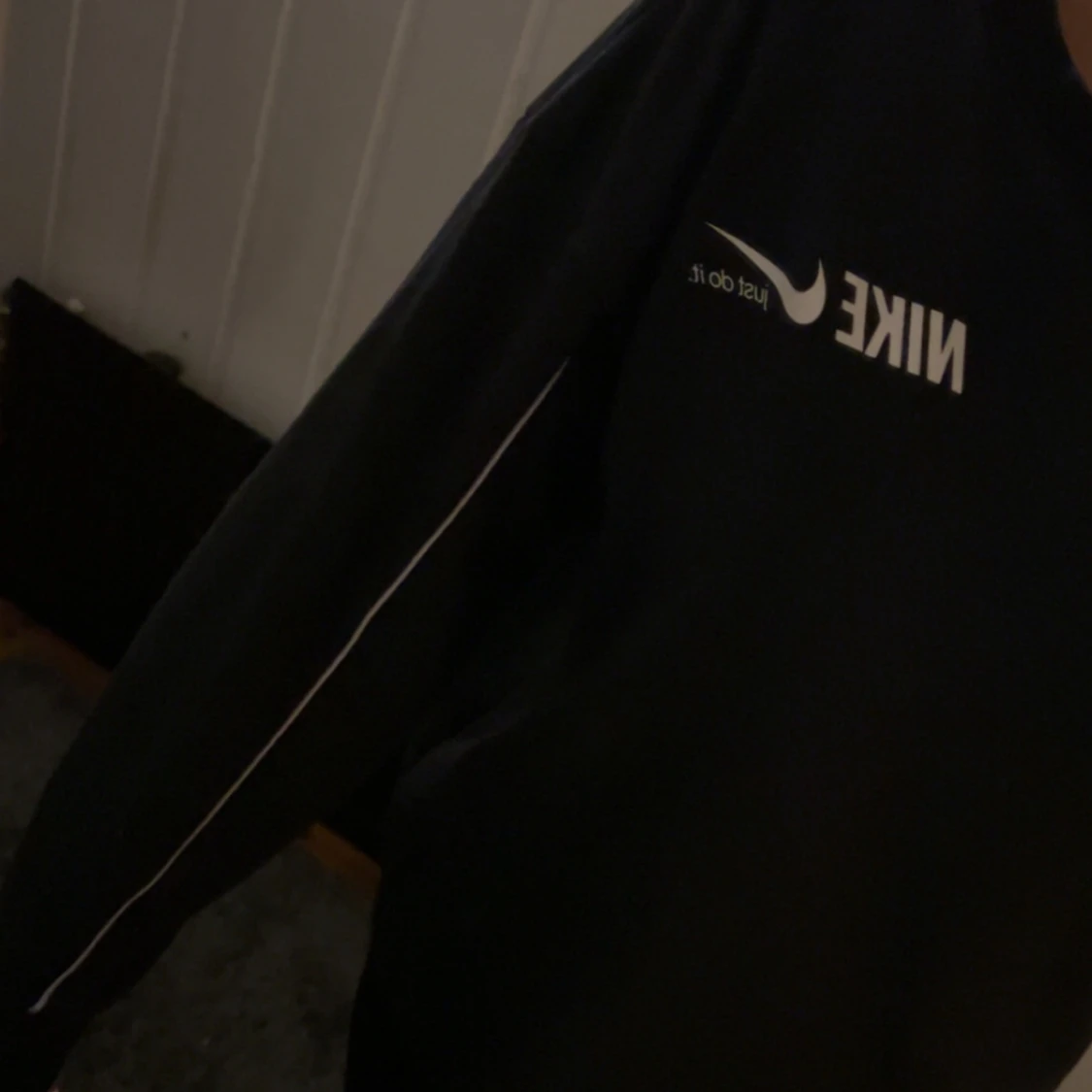 Svart sweatshirt från Nike - 1
