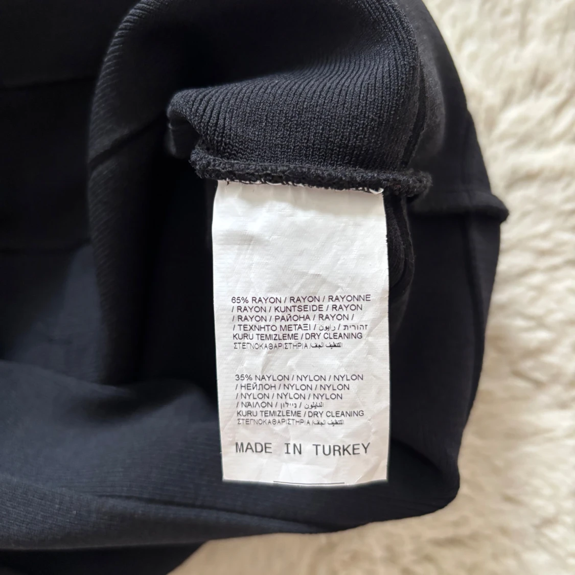 Svart klänning från Azim - 2