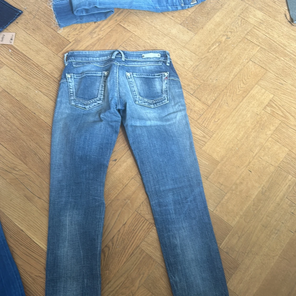 Blå jeansbyxor från Replay - 1