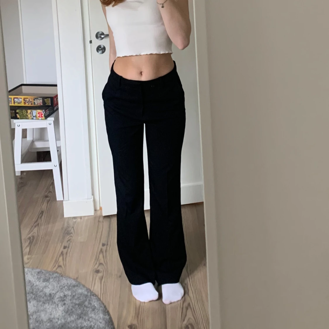 Svarta byxor med bootcut