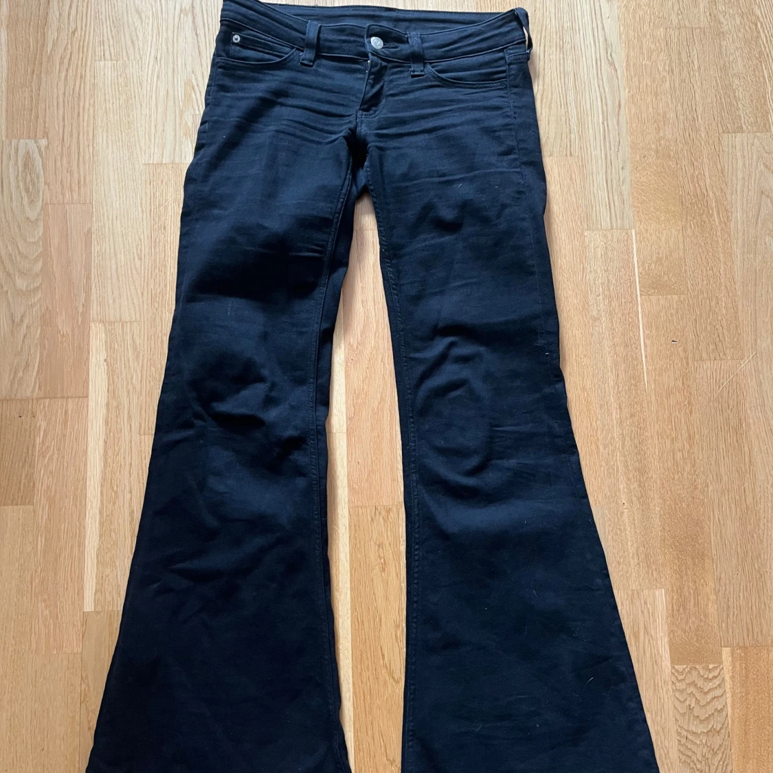 Svarta Flare jeans 
