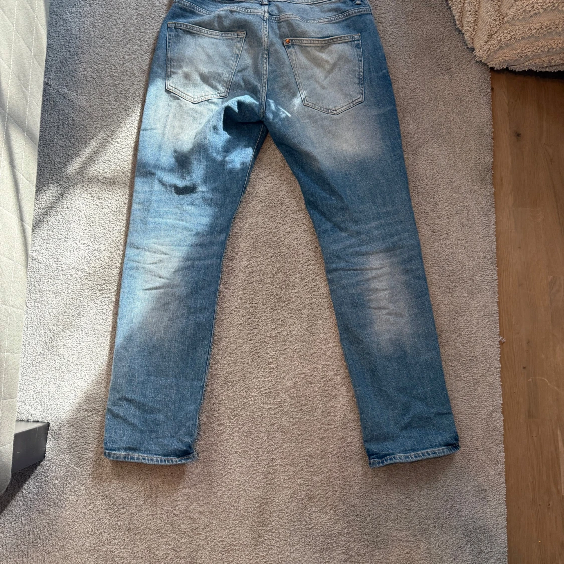 Ljusblå jeansbyxor - 1