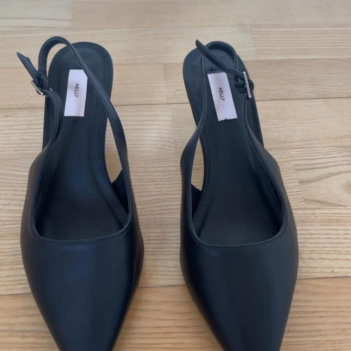 Svarta pumps från Nelly - 1