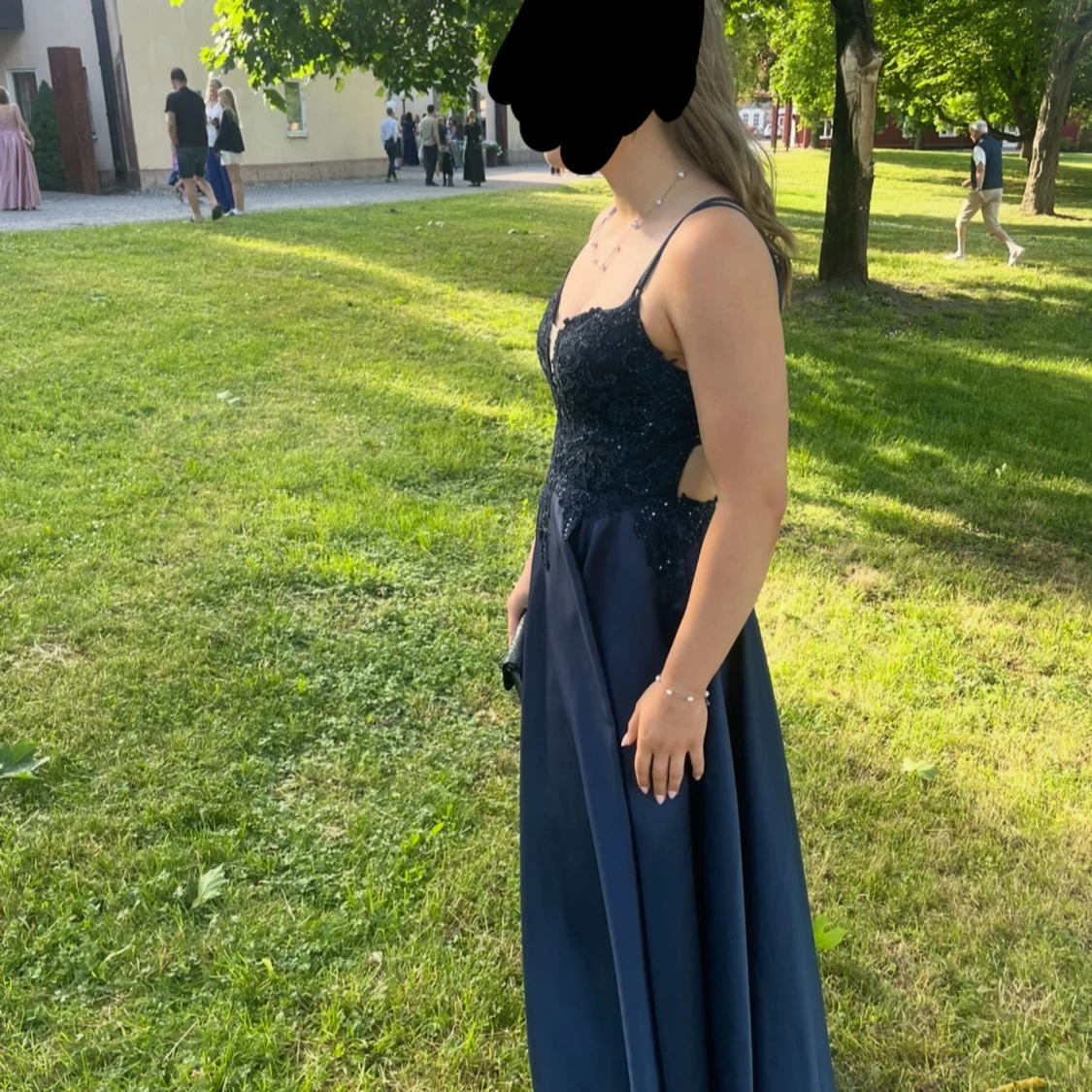 Mörkblå balklänning - 2
