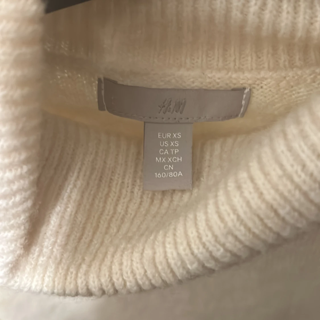 Beige polotröja från H&M - 2