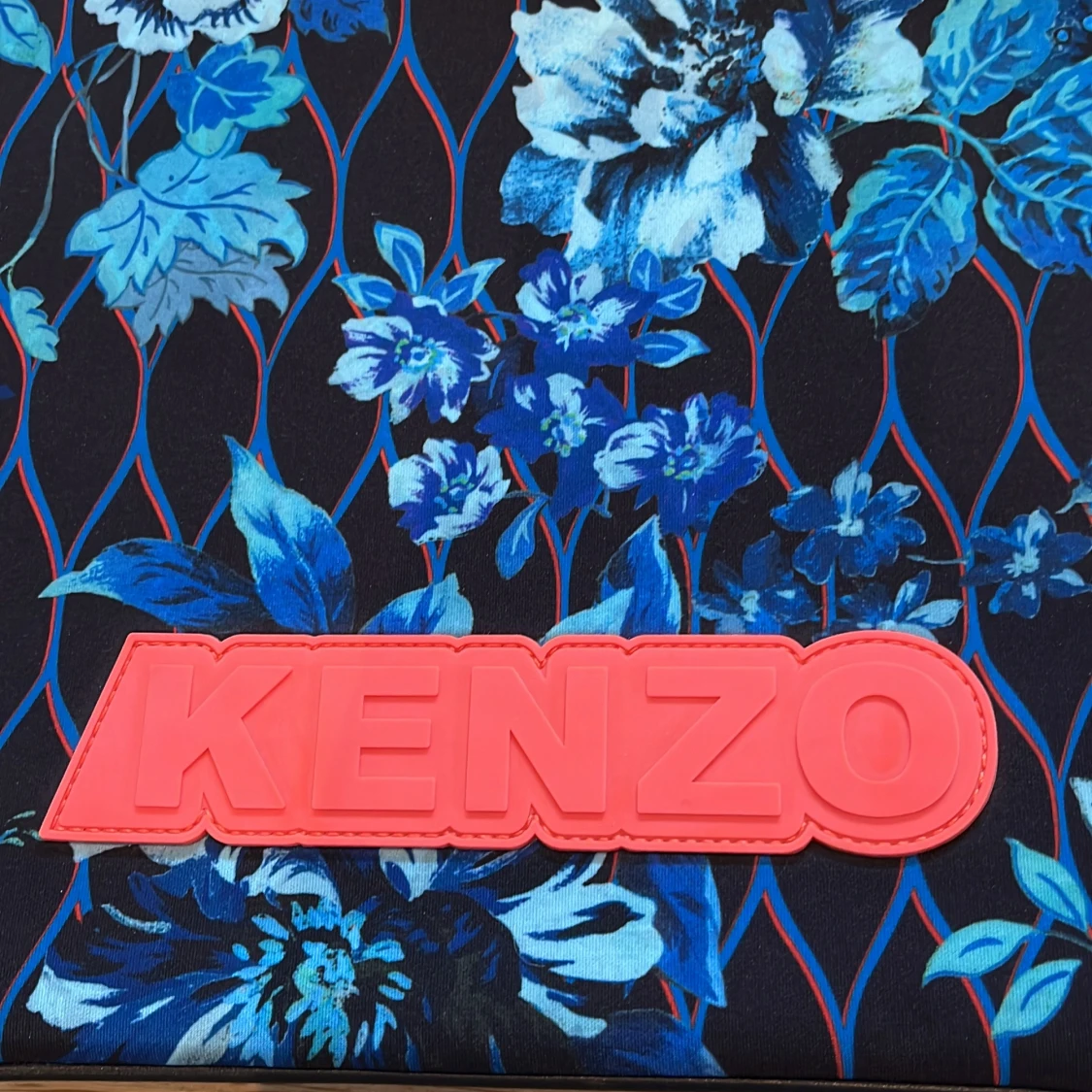 Blommig och leopardmönstrad kuvertväska från Kenzo - 1