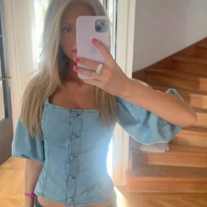 Jeans korsett  - Superfin jeanskorsett i M perfekt till våren och sommaren!💕