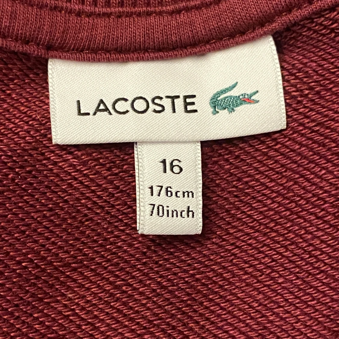 Vinröd tröja från Lacoste med tryck - 1