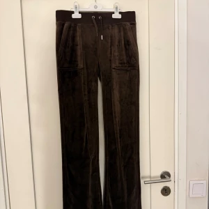 Bruna Juicy Couture Byxor! - Juicy Couture Byxor Storlek XS! 