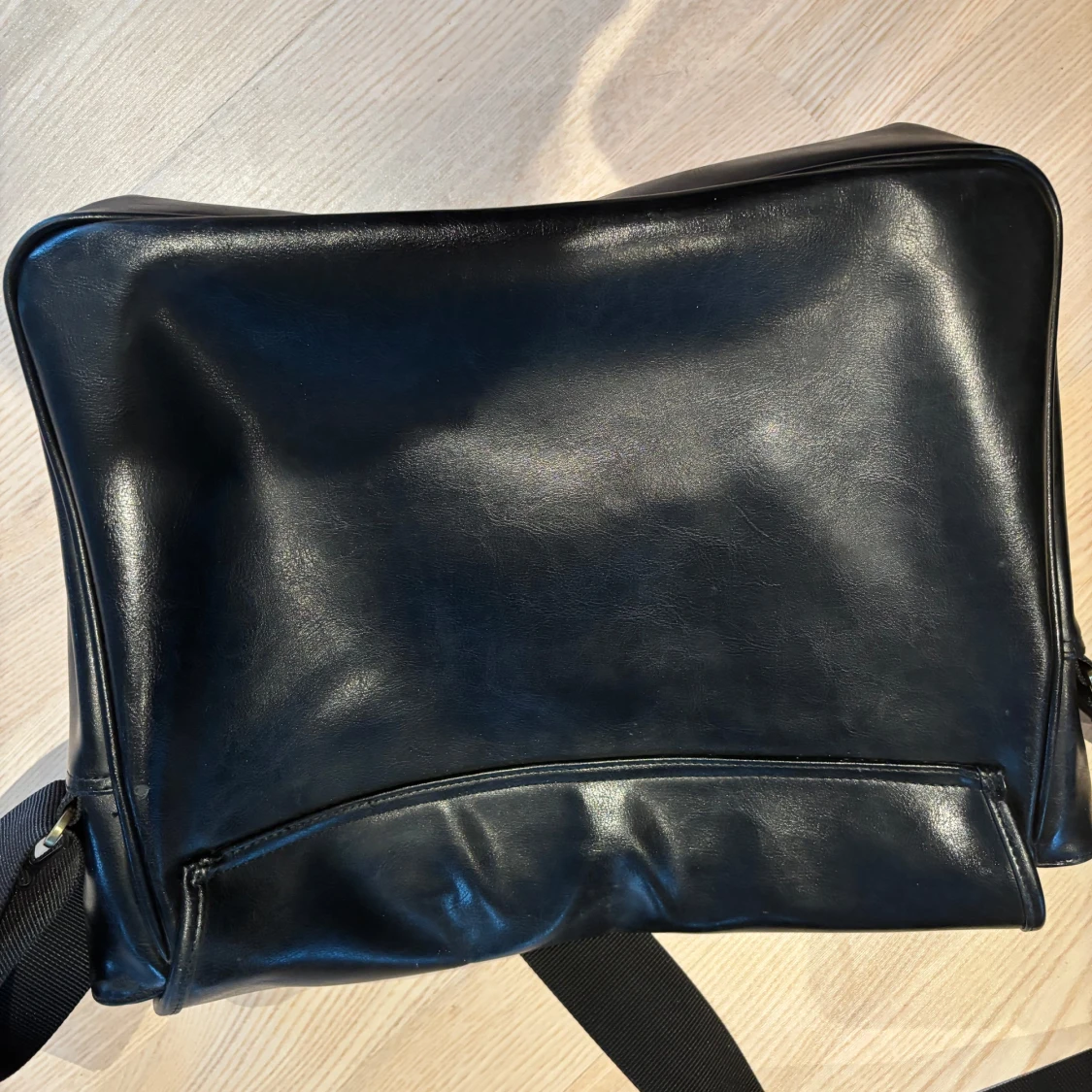 Svart datorväska från Esprit - 2