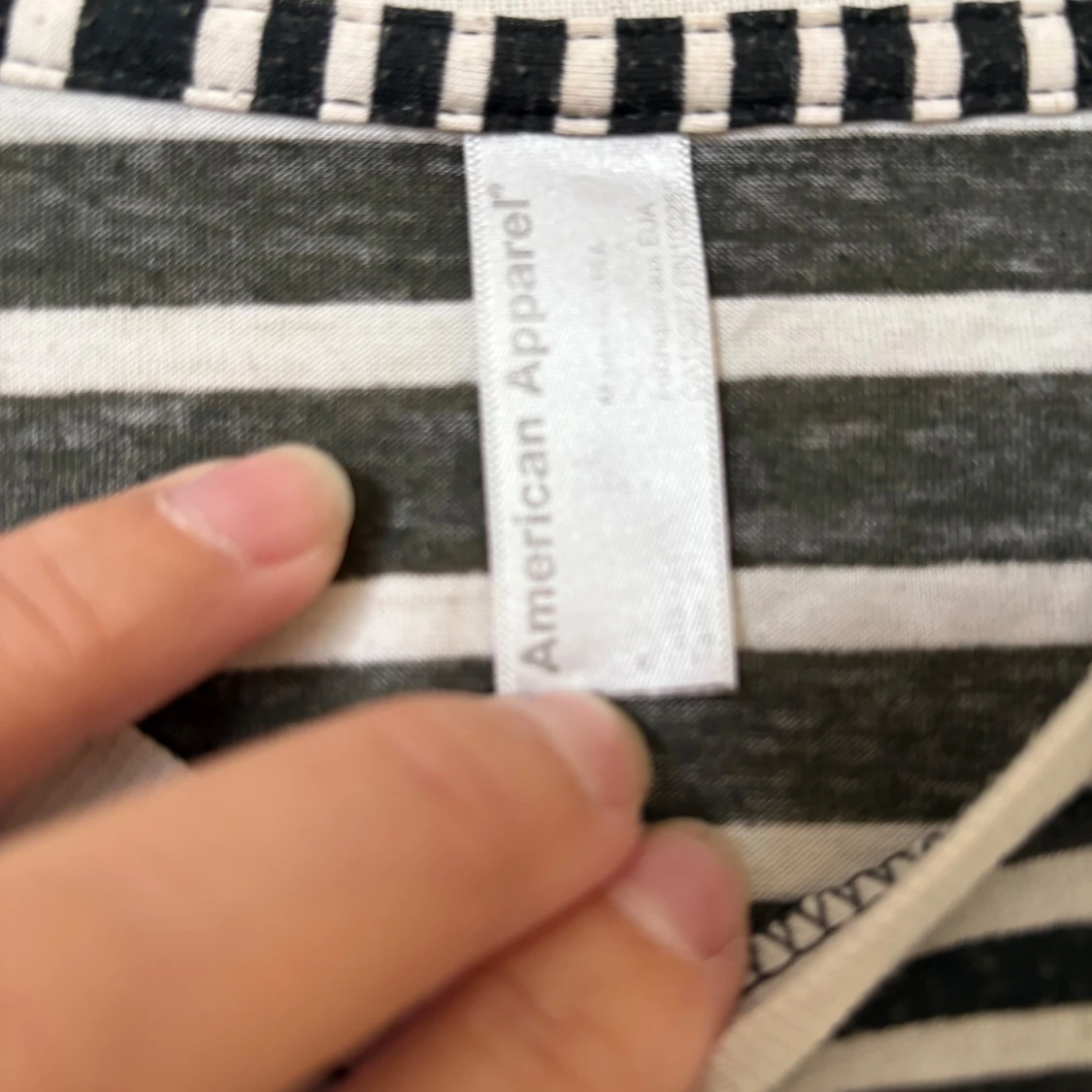 Randig t-shirt från American Apparel - 1