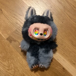 Secret LABUBU - Säljer denna secret labubu, helt ny! Så söt