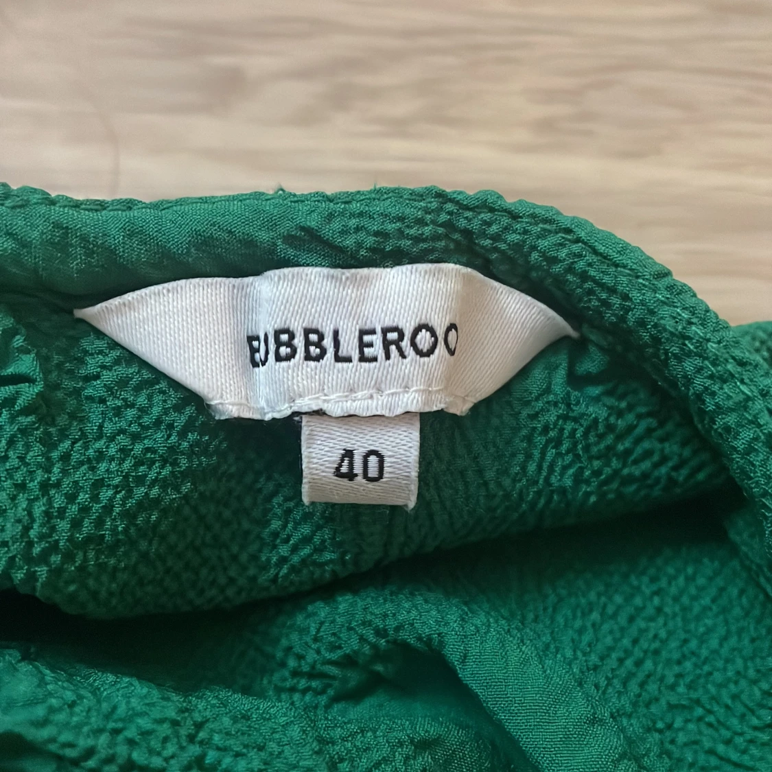 Grön omlottklänning från Bubbleroom - 1