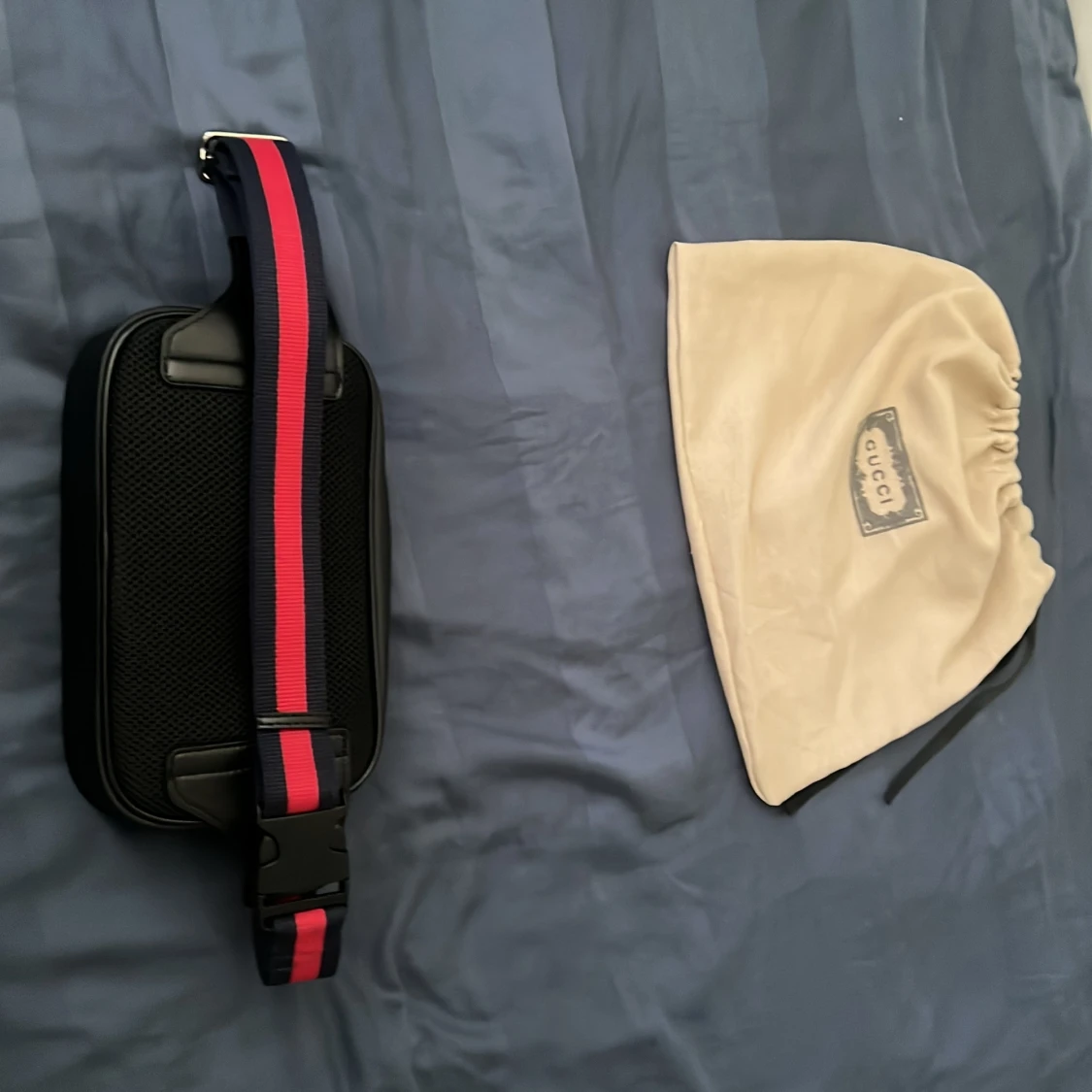 Svart midjeväska - 1