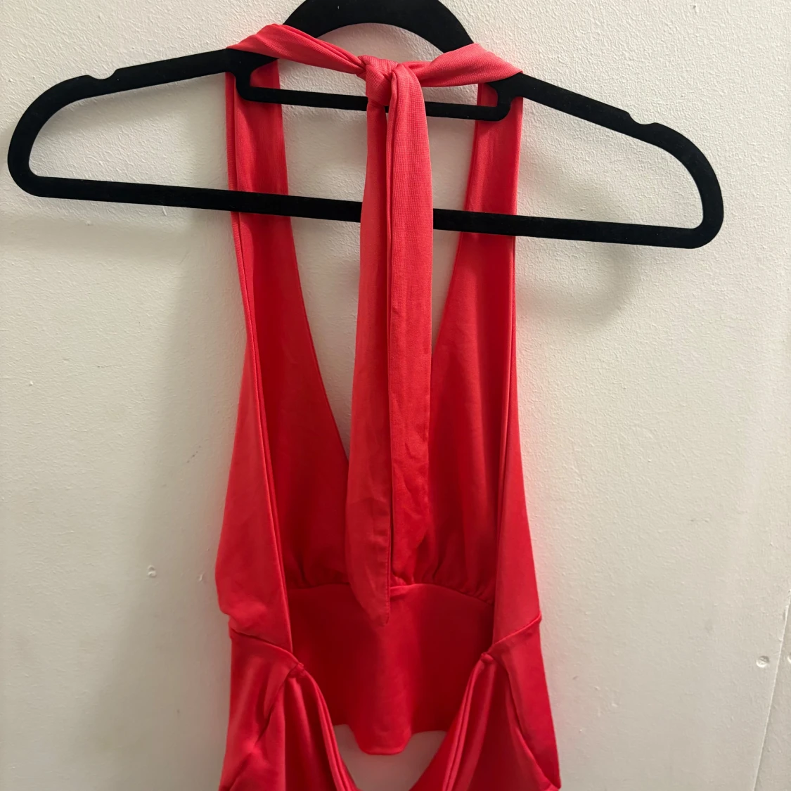 Skrik Rosa halterneck croppad topp S - 1