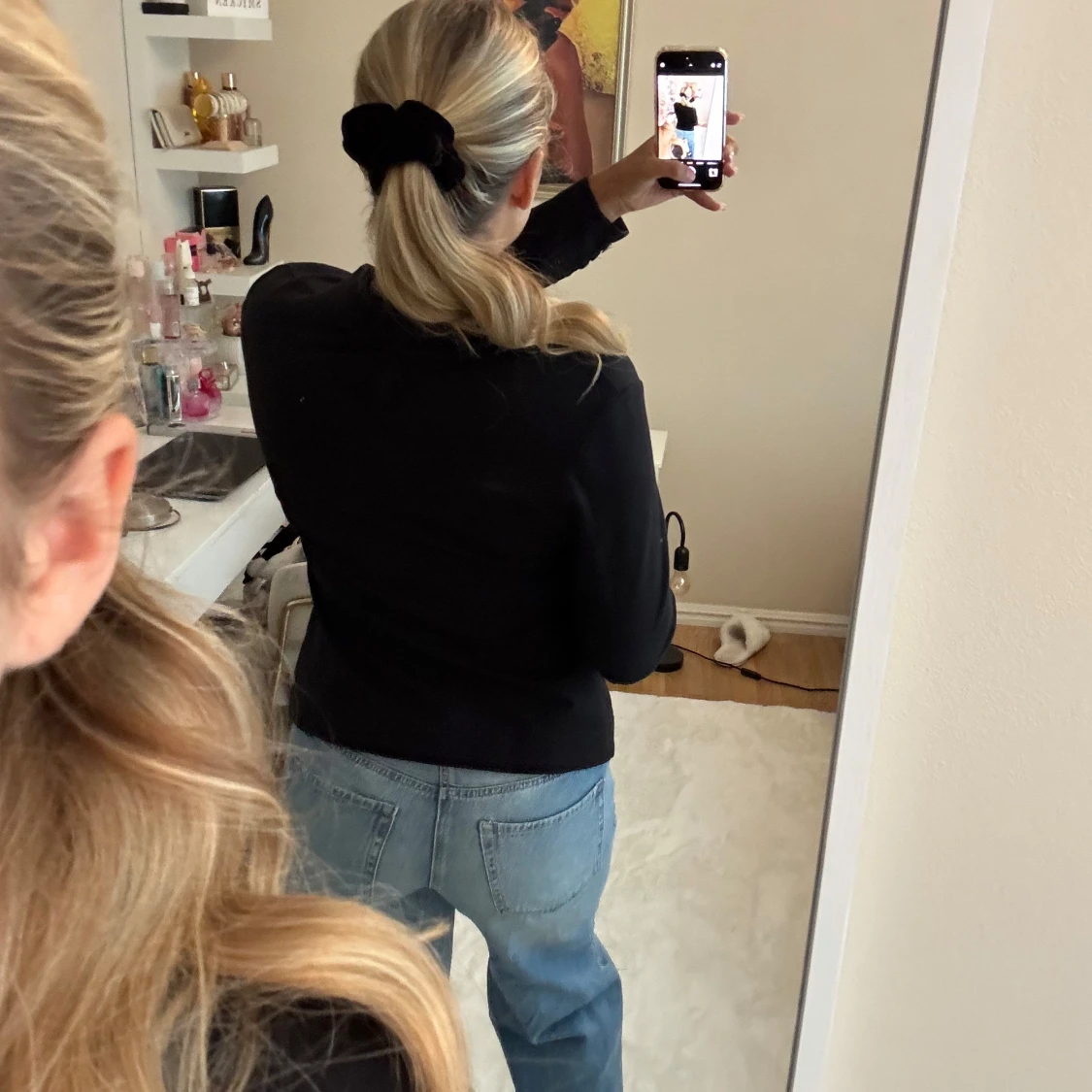 Svart kavaj med silverknappar - 3