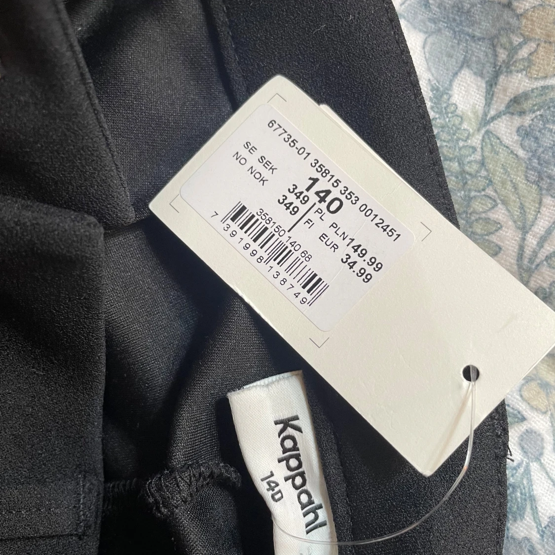 Svarta kostymbyxor från Kappahl - 3