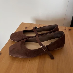 gulliga ballerina 36 - Från lager157, använda 2 gånger men passade ej mina fötter <3