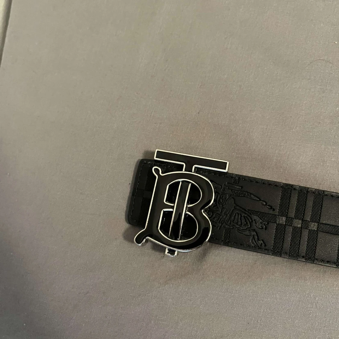 Burbery bälte svart 