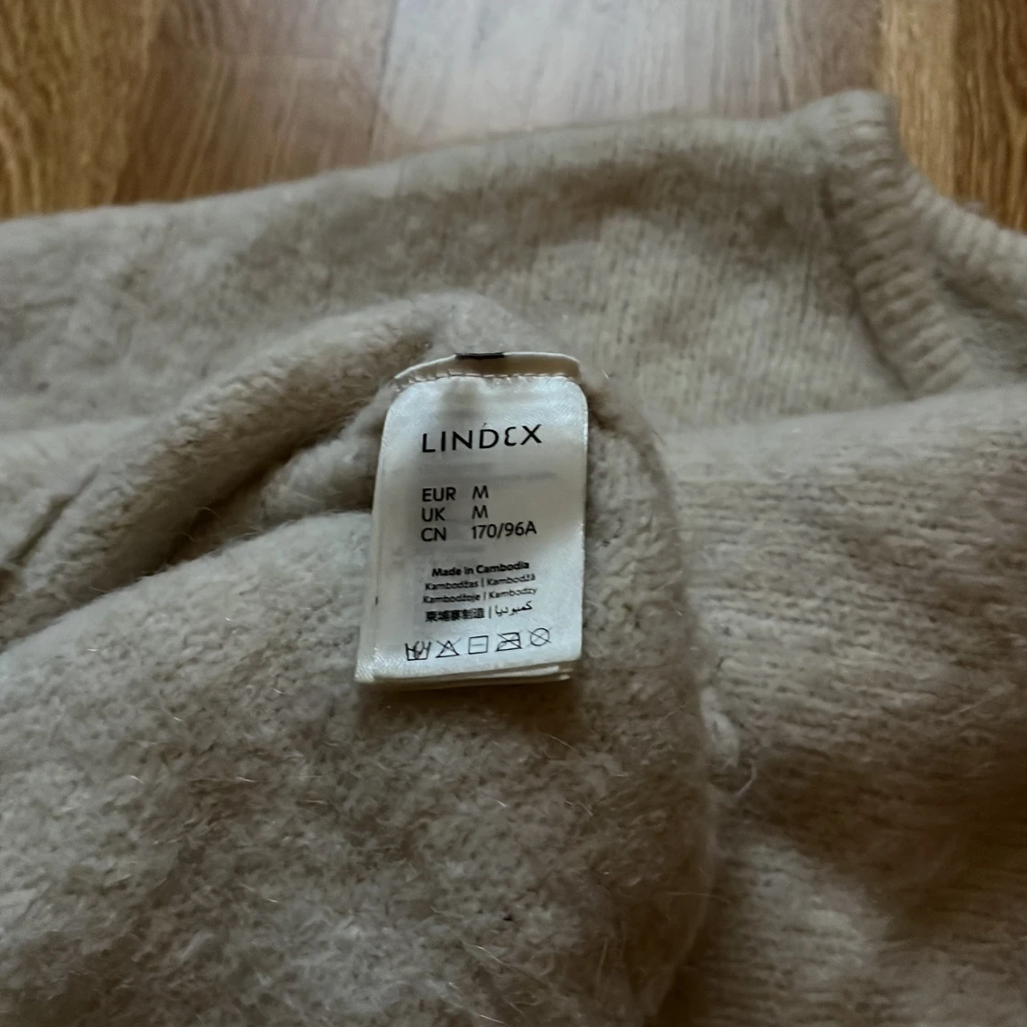 Vit stickad tröja från Lindex - 3