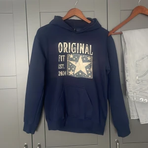 Scndi hoodie - Sjukt fet Scndi hoodie i nyskick säljes för 449kr tveka inte att höra av dig!