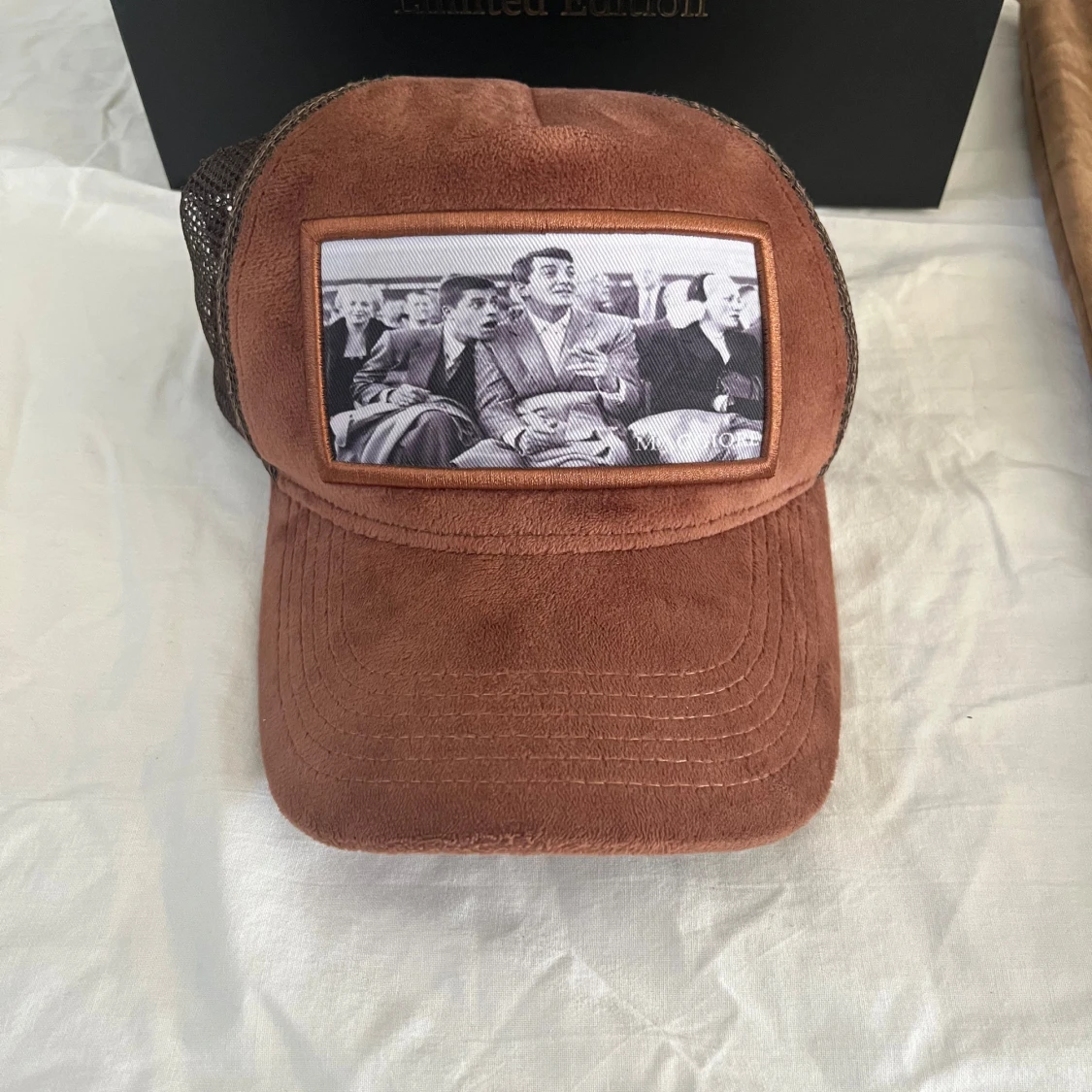 Brun keps från Maggiore - 1