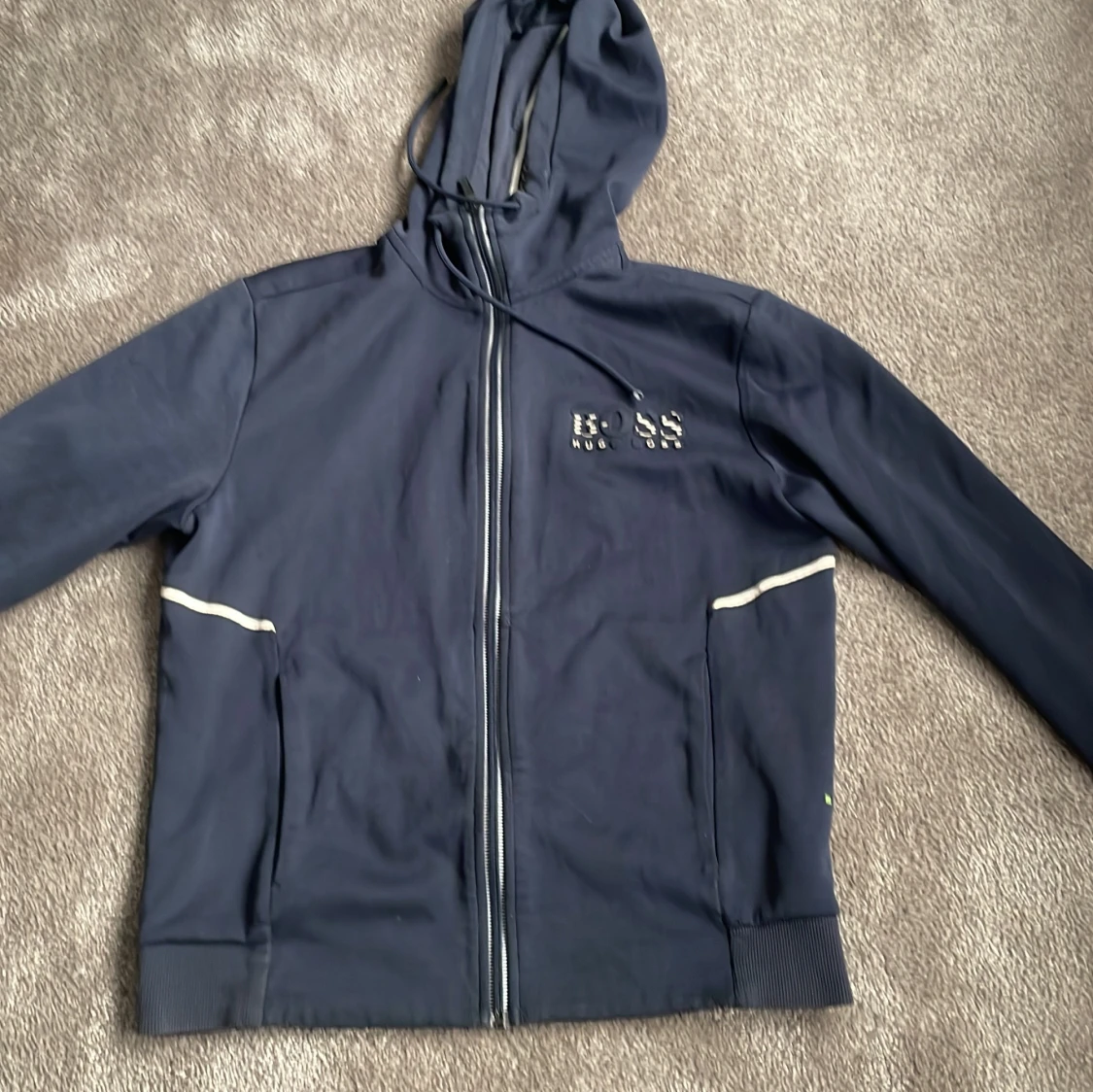 Mörkblå huvtröja från Hugo Boss