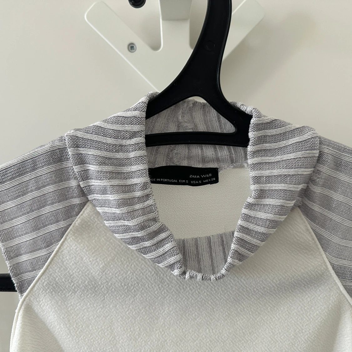 Vit ärmlös topp från Zara - 1