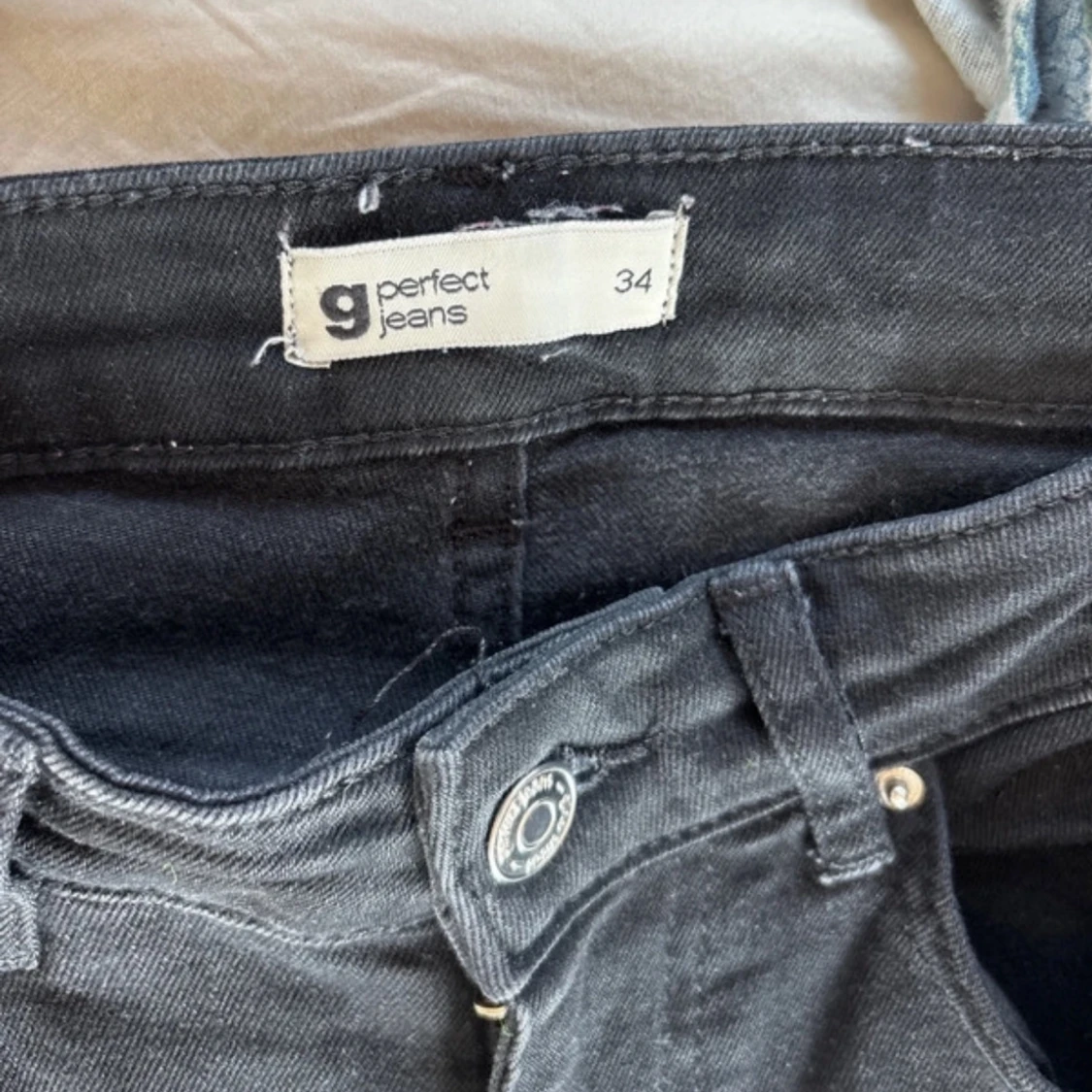 Svarta jeans från Perfect Jeans - 2