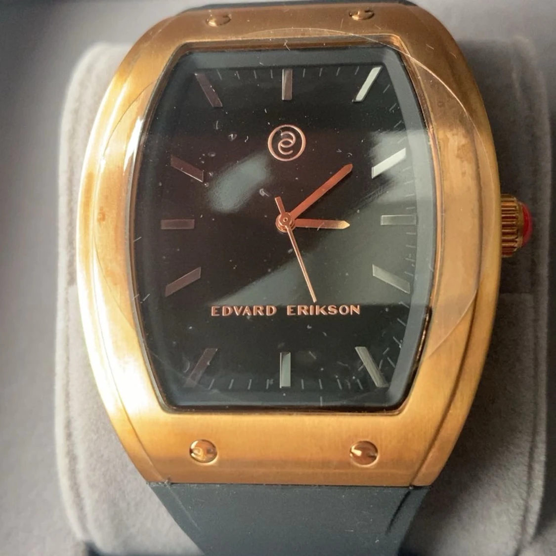  Edvard Erikson
