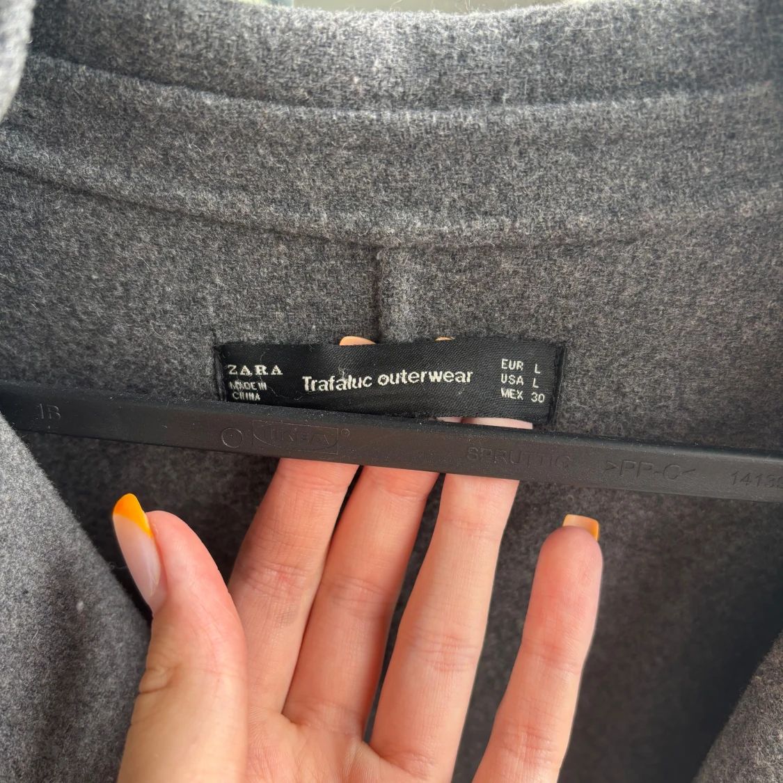 Grå kappa från Zara Trafaluc L - 1
