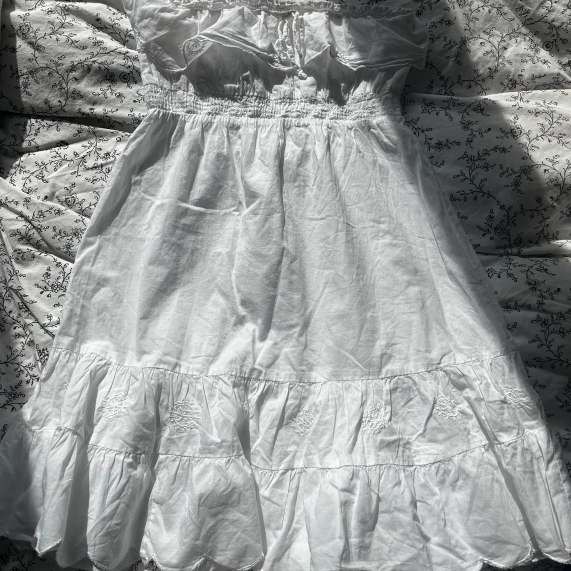 Somrig volangklänning - 1