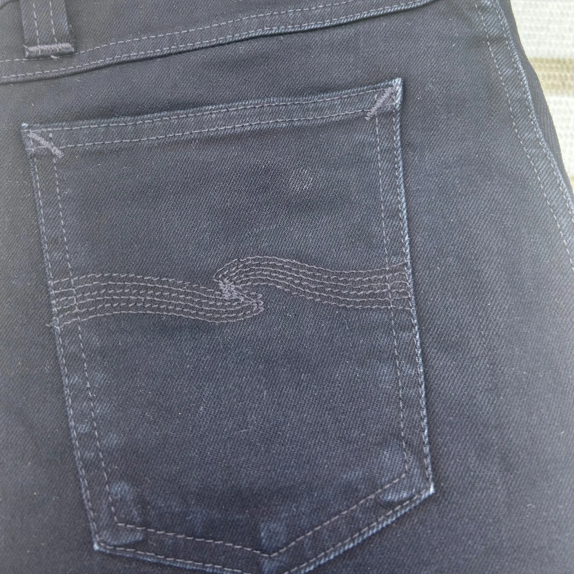 Svarta nudie jeans 29/32 - 1