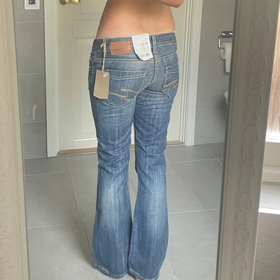 Lågmidjade bootcut jeans
