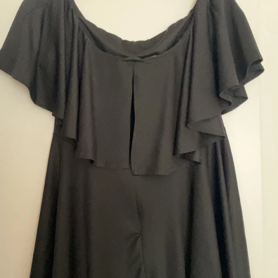 jumpsuit knappt använd - 1