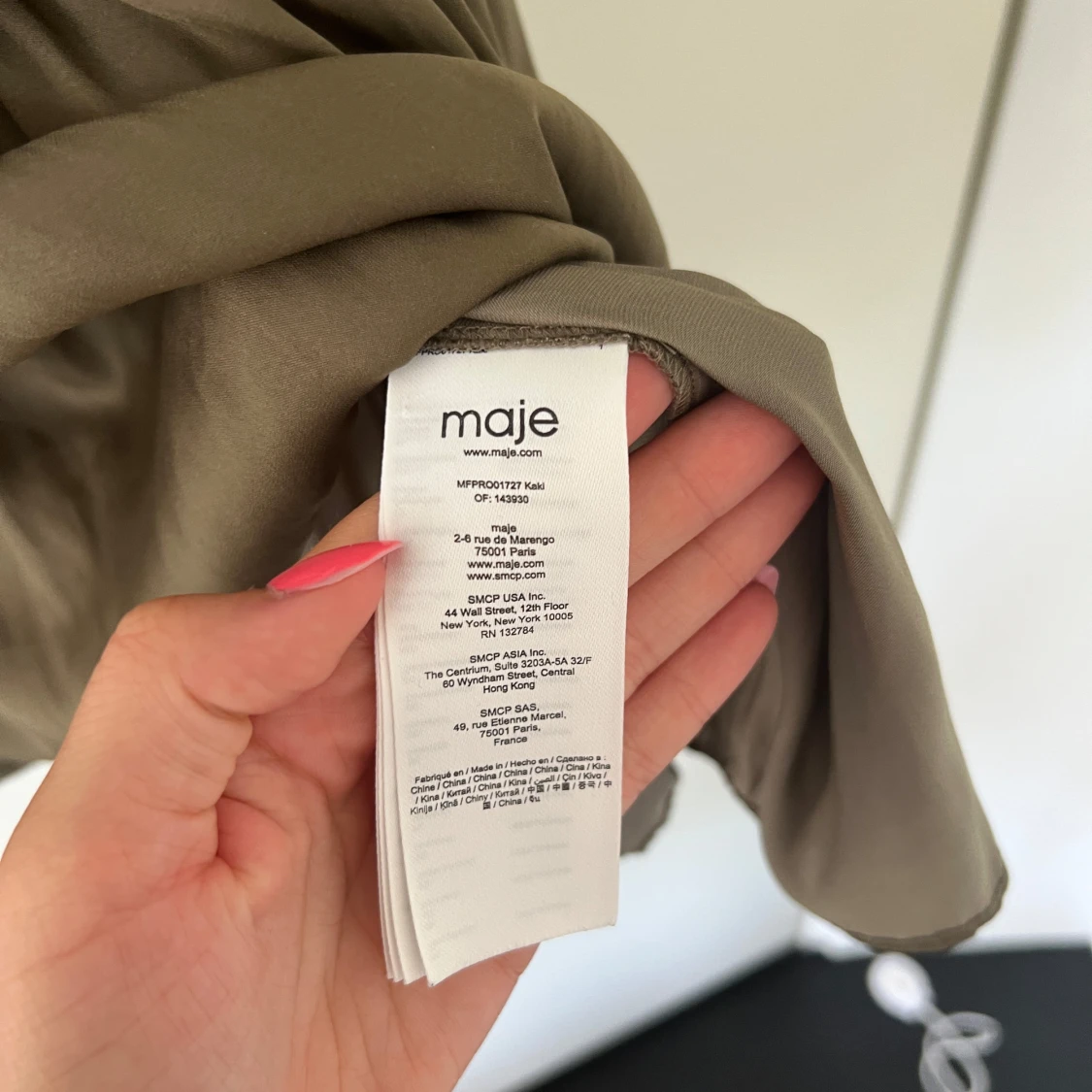 Olivgrön kortklänning från Maje - 4