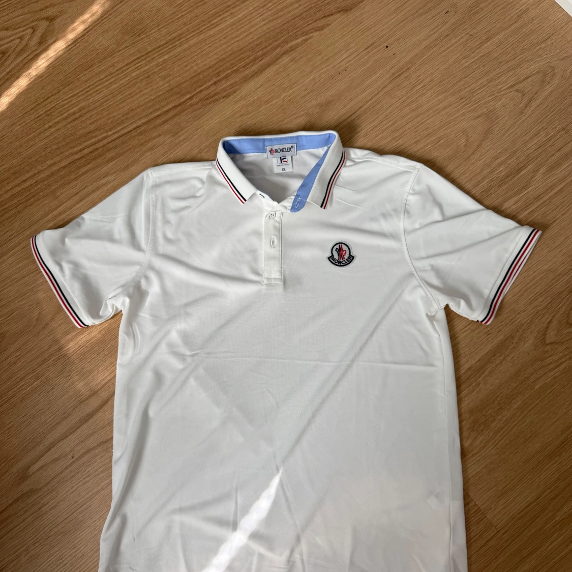 Vit Moncler piké - 1