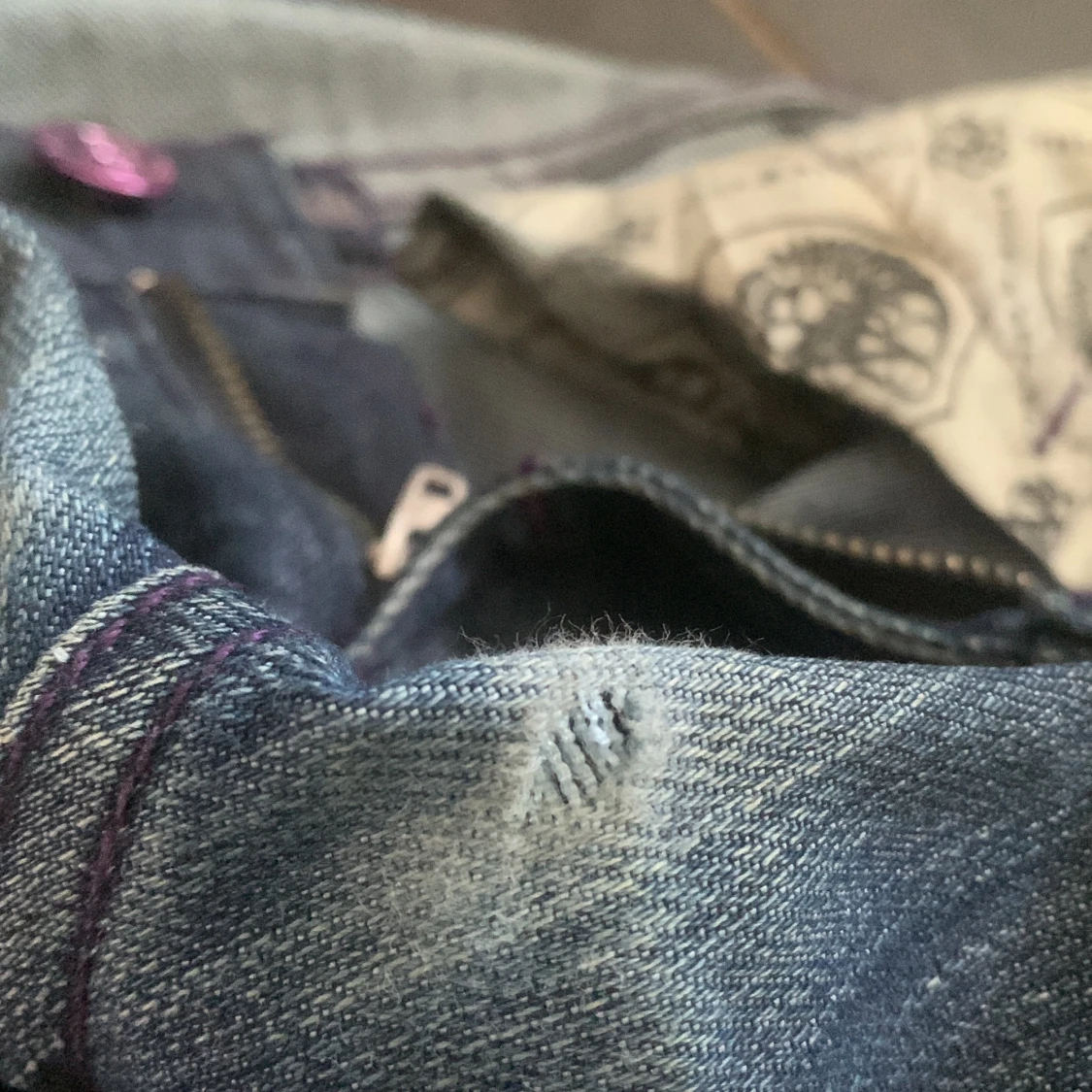 Rock & Republic jeans med lila detaljer - 3