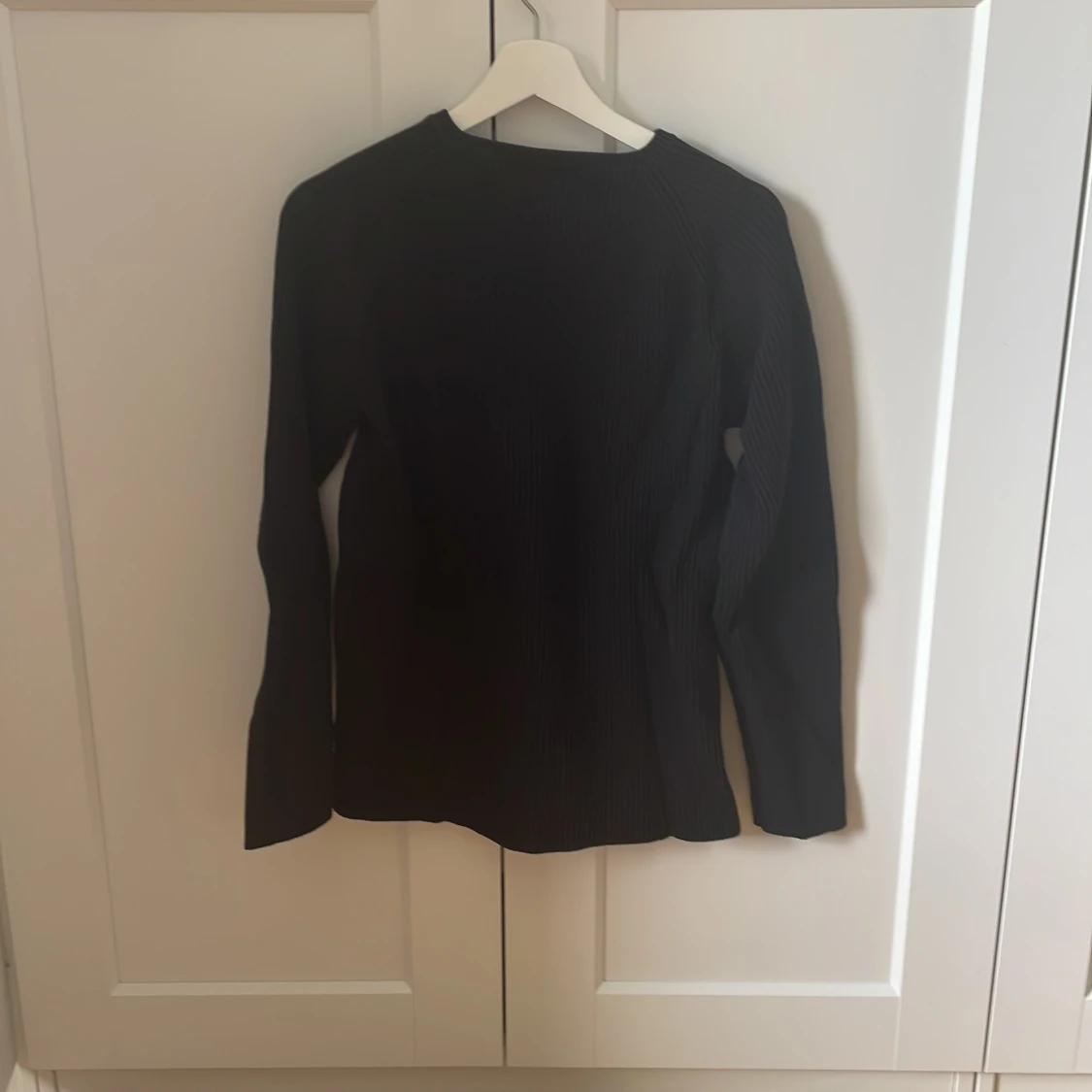 Svart ribbad tröja Peak Performance - 1