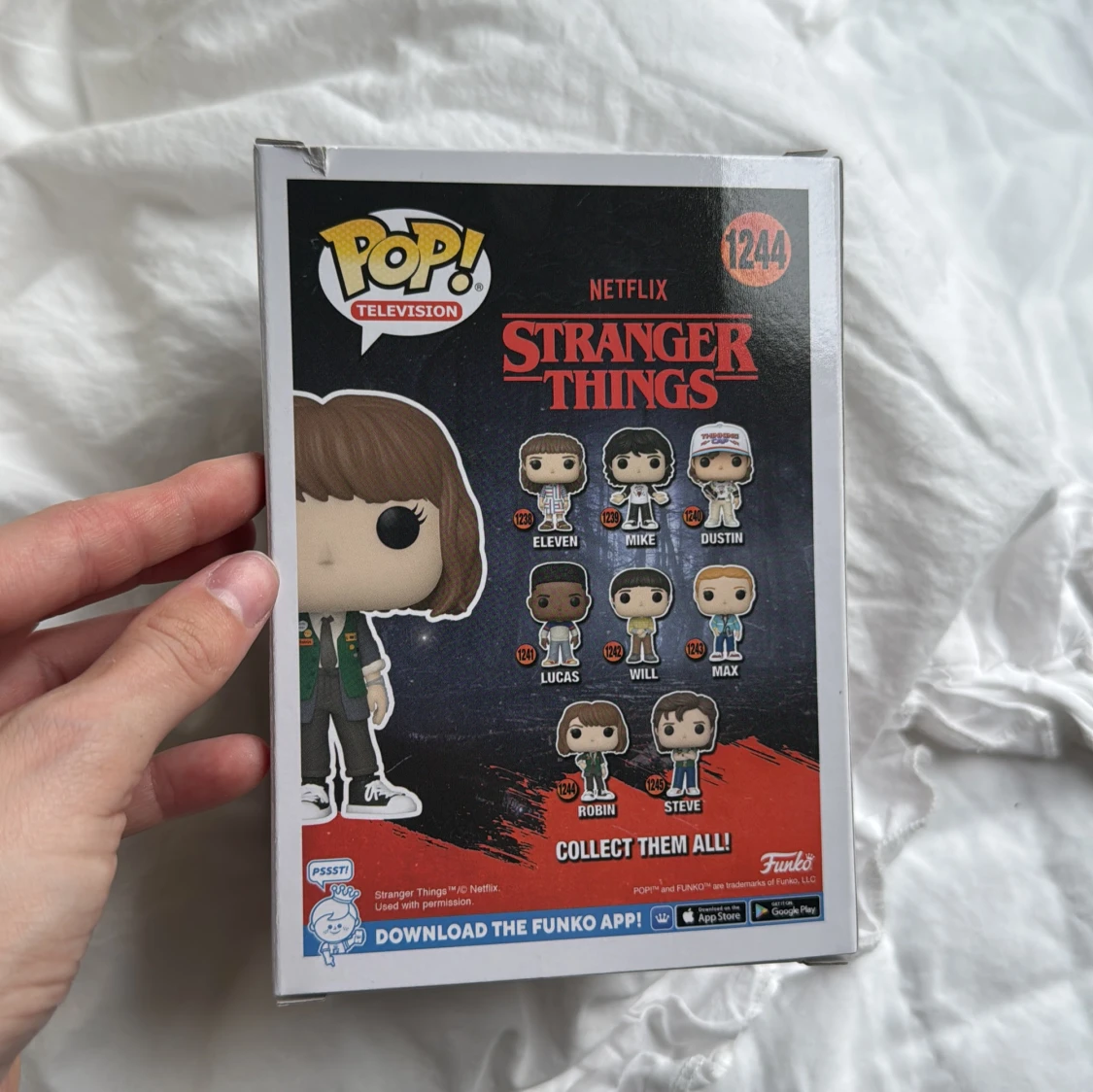 Stranger Things: Robin (Funko Pop! #1244) - 3