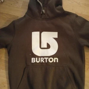Burton. M - Burton 