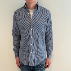Ralph lauren skjorta  - Ralph lauren skjorta | Skick - 9/10 | Size - M | Hör av dig vid minsta fråga eller fundering // RDL