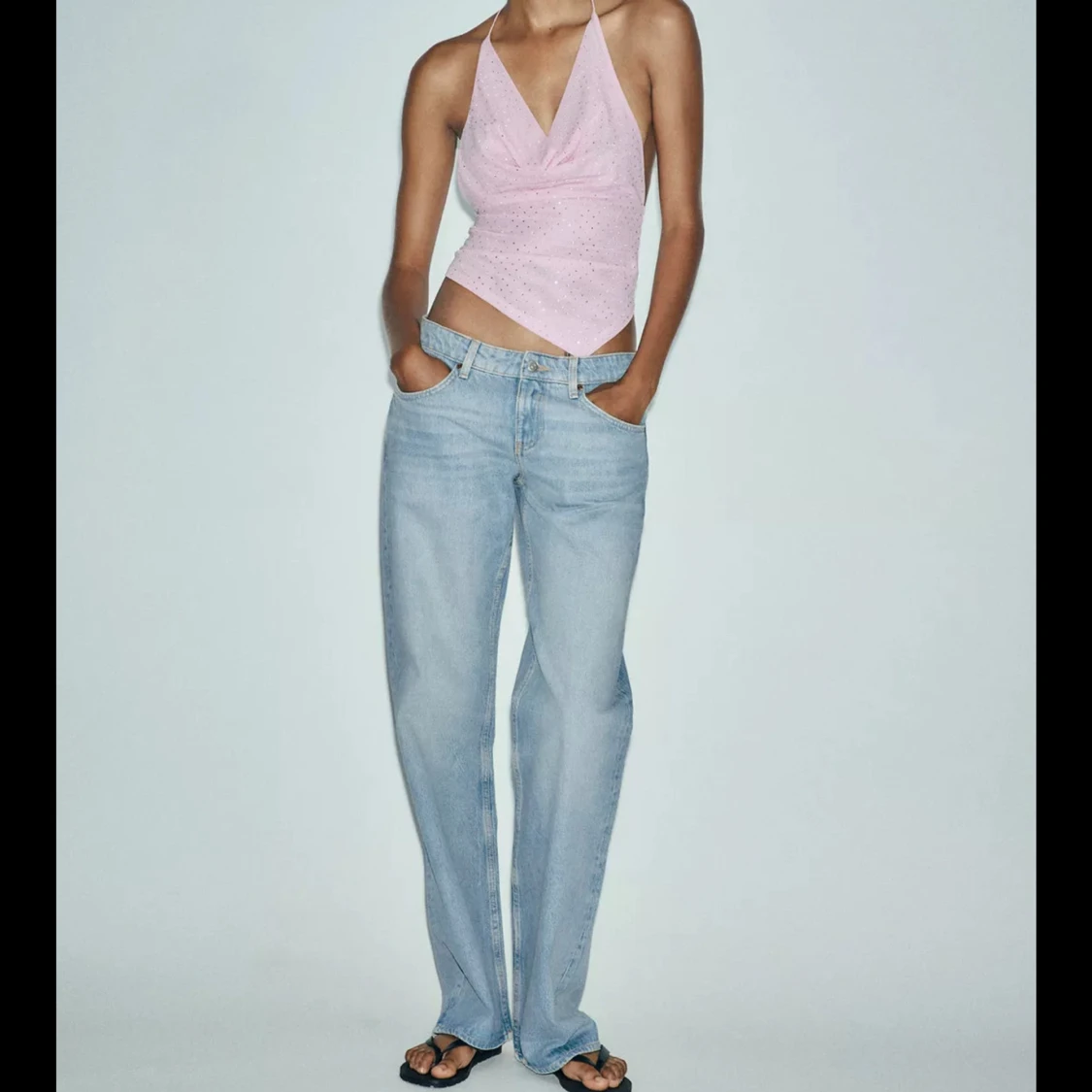 Ljusblå lågmidjade jeans från Zara