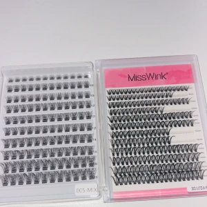 MissWink fransar i mixade längder - Två askar med individuella lösögonfransar i svart, mixade längder från 8mm till 14mm. Perfekta för att bygga volym och skapa en personlig franslook. Fransarna är organiserade i kluster och kommer i praktiska plastaskar.