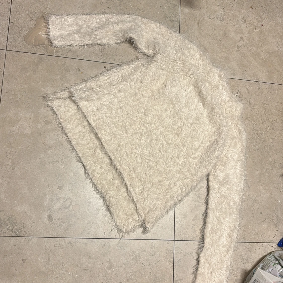 Fluffig vit stickad tröja Zara Girls