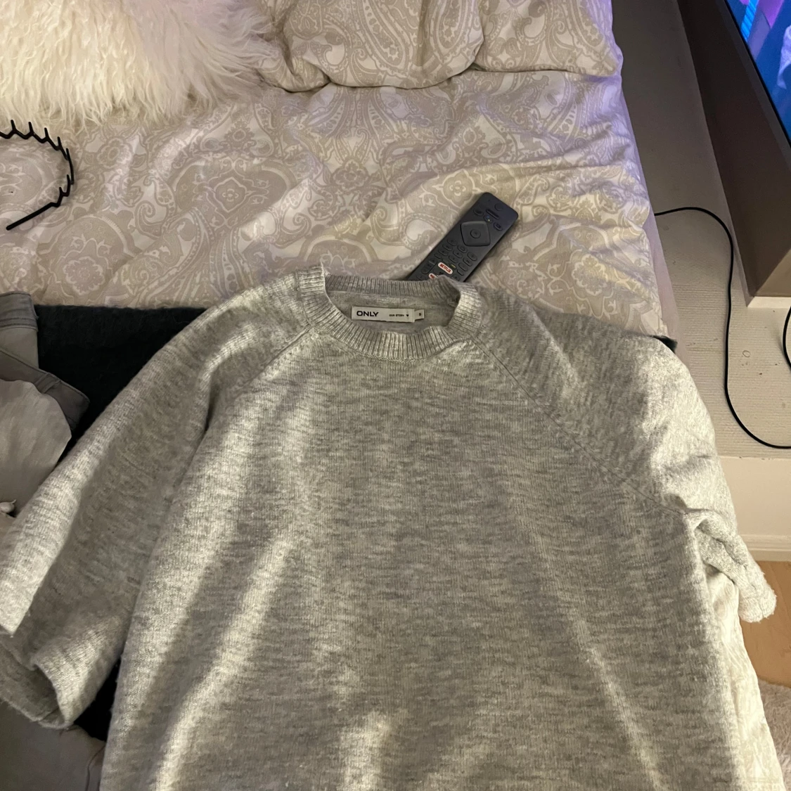 Grå croppad stickad tröja från ONLY - 3